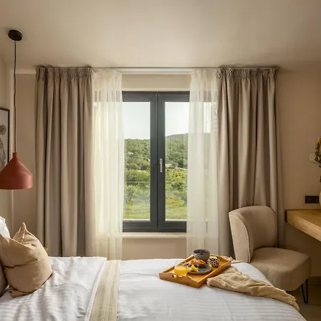 Vila La Miel Donji Majkovi